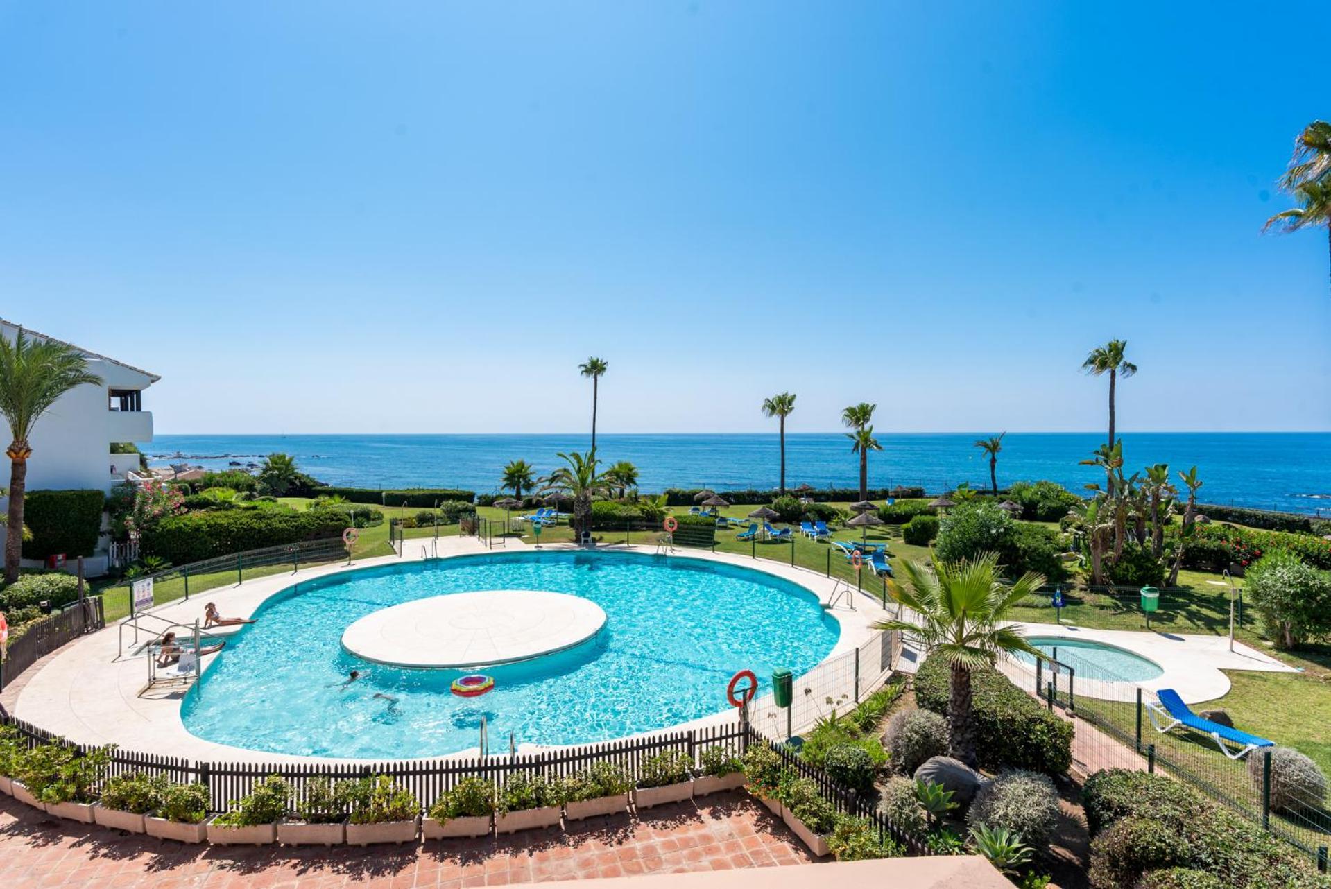 Miraflores Apartments By The Beach Costa Del Sol Sitio de Calahonda Exterior foto